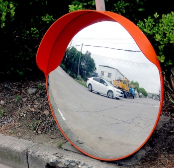 Зеркало дорожное сферическое Turbosky 600 мм